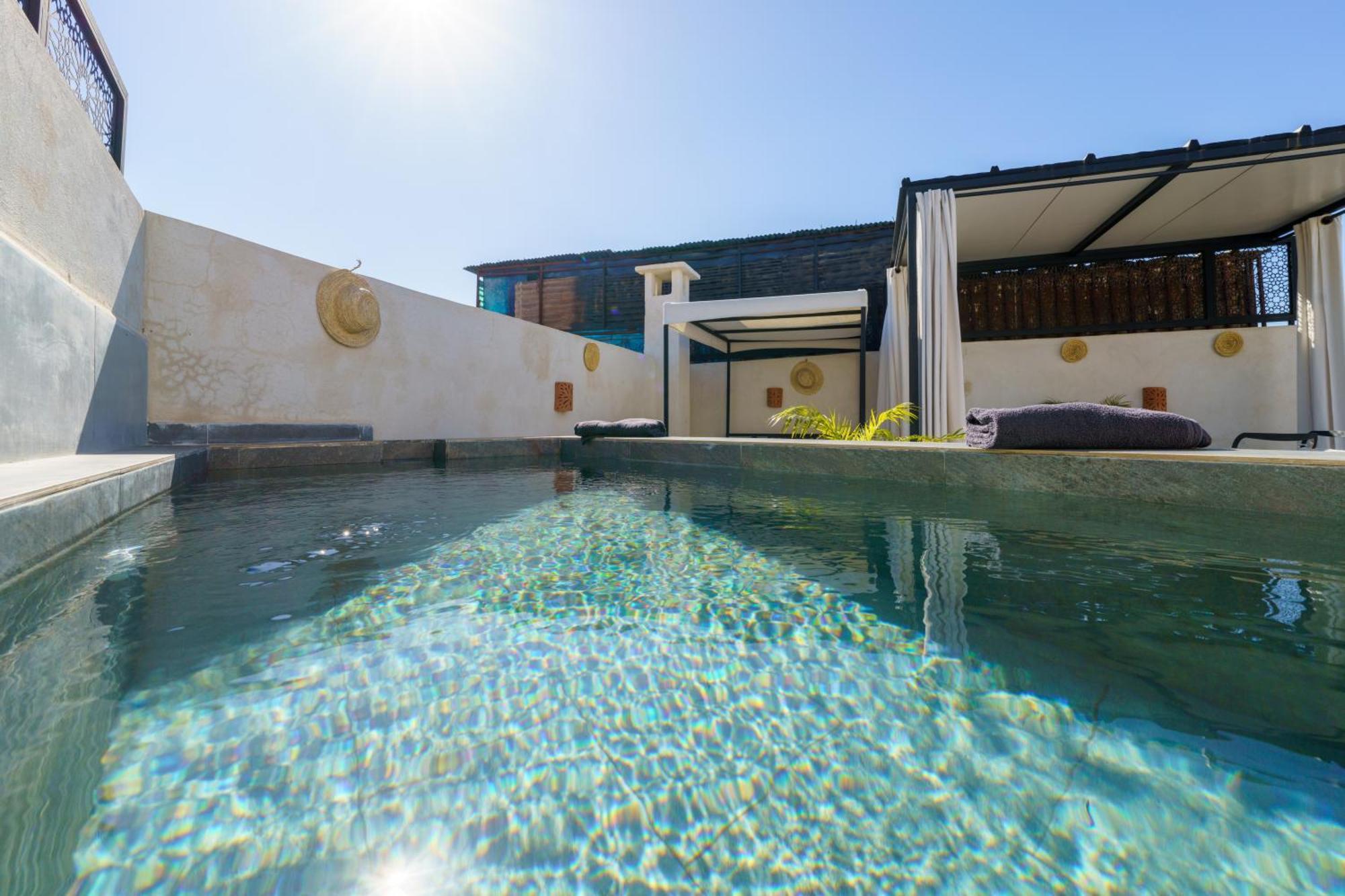 Riad 4 Chambres - Piscine & Petit Dejeuner Gratuit - Wifi Fibre Optique Marakéš Exteriér fotografie